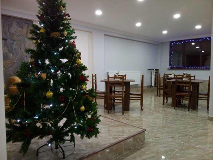 Guesthouse Gera Mestia Ngoại thất bức ảnh