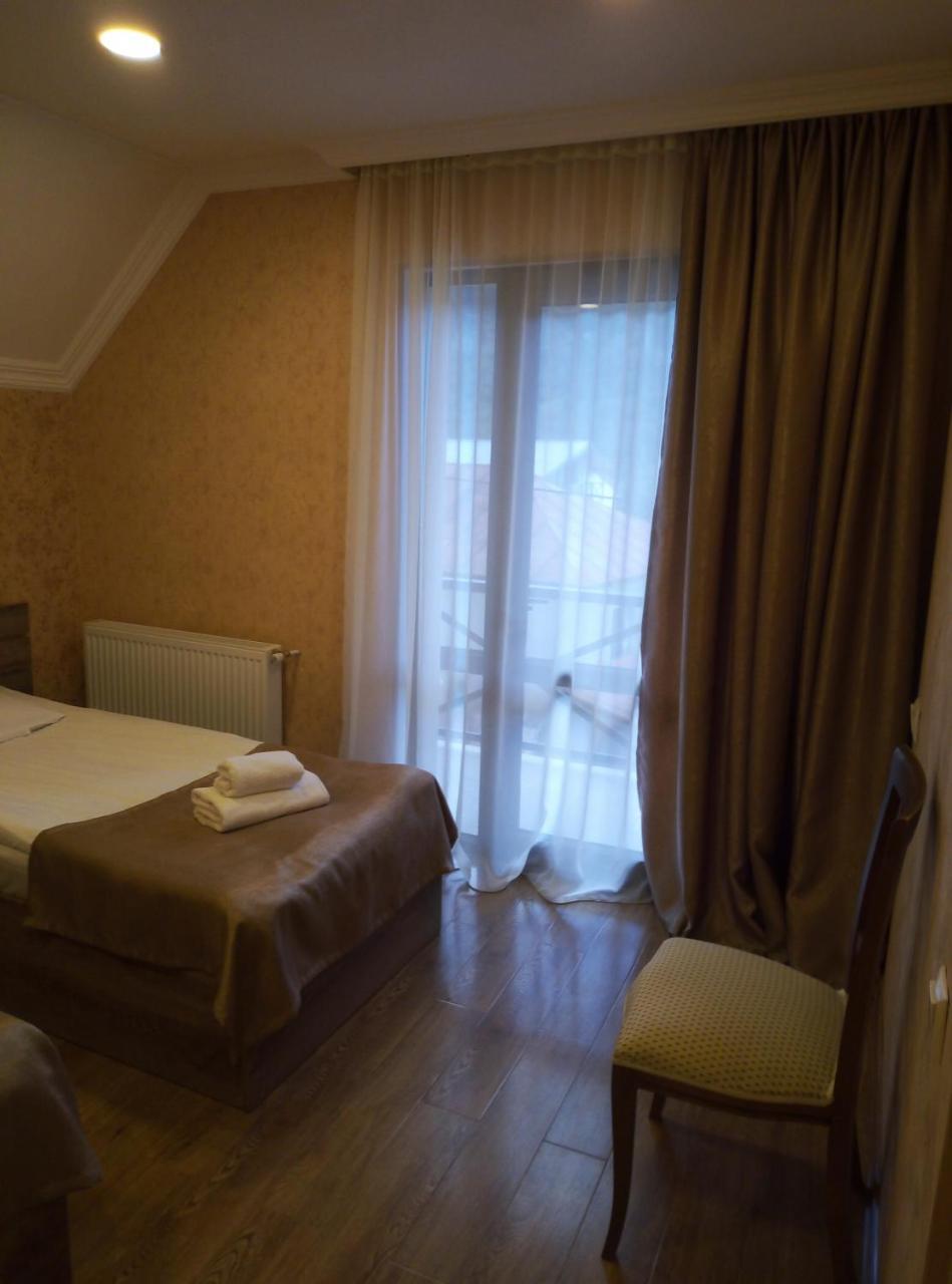 Guesthouse Gera Mestia Ngoại thất bức ảnh